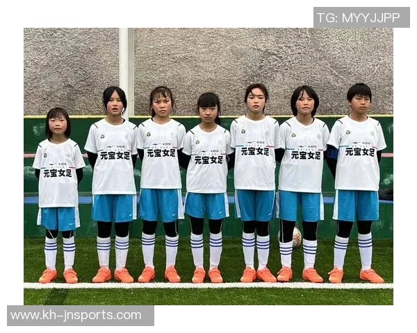 吴芳足球生涯回顾与展望对话分享她的成长与挑战