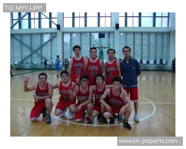 深圳篮球队与广州篮球队实力对比及赛后分析探讨