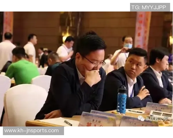 成都攀岩队在全国街舞大赛中的耐力表现引发热议与点评