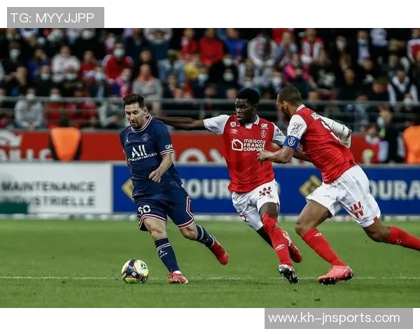 兰斯与史特拉斯堡足球对决精彩回顾及赛季展望分析 兰斯与史特拉斯堡足球对决精彩回顾及赛季展望分析